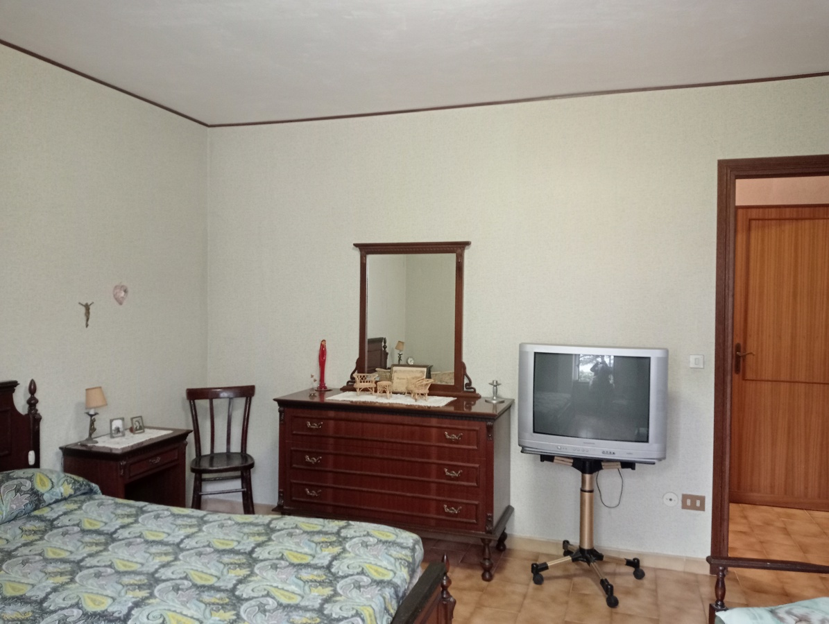 Foto 10 di 17 - Appartamento in vendita a Tagliacozzo