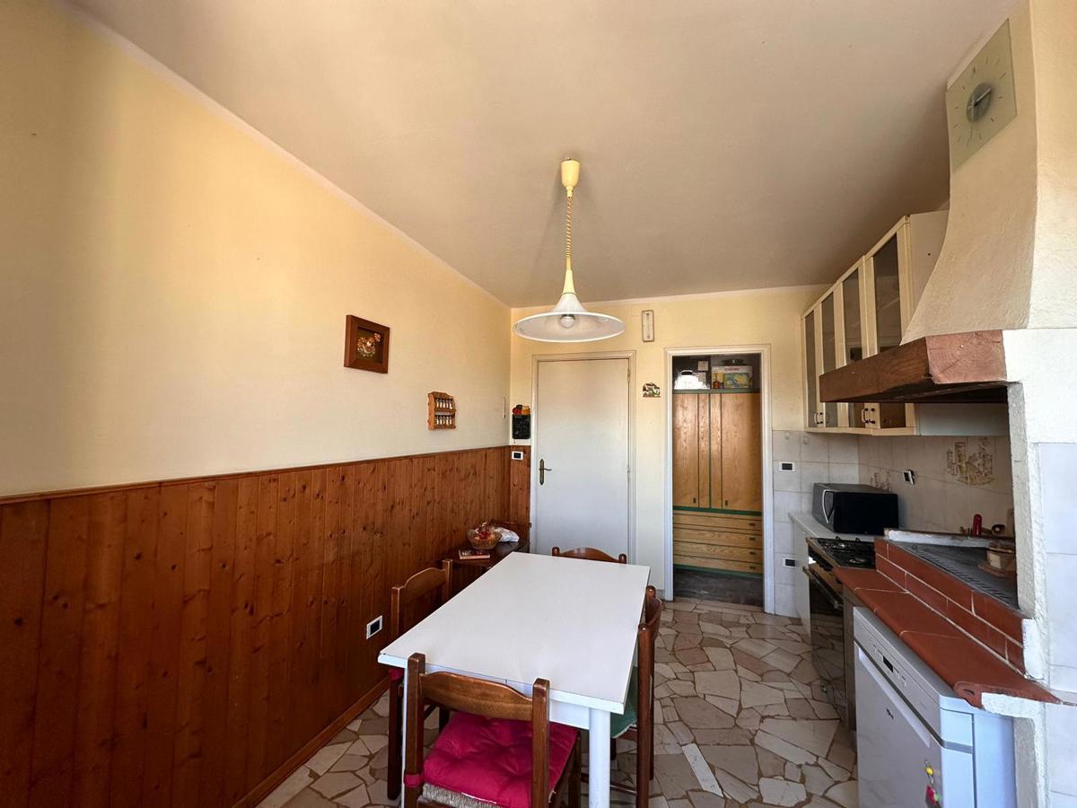 Foto 2 di 22 - Appartamento in vendita a Pistoia