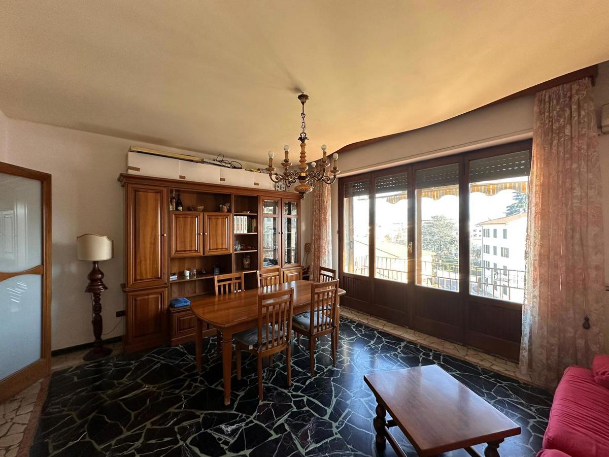Foto 3 di 22 - Appartamento in vendita a Pistoia