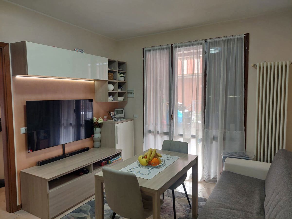 Foto 3 di 24 - Appartamento in vendita a Ravenna