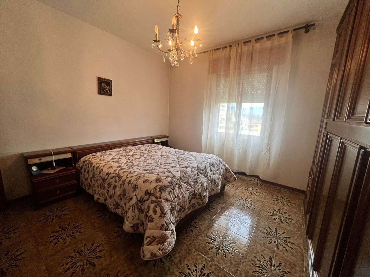 Foto 10 di 15 - Appartamento in vendita a Spoleto