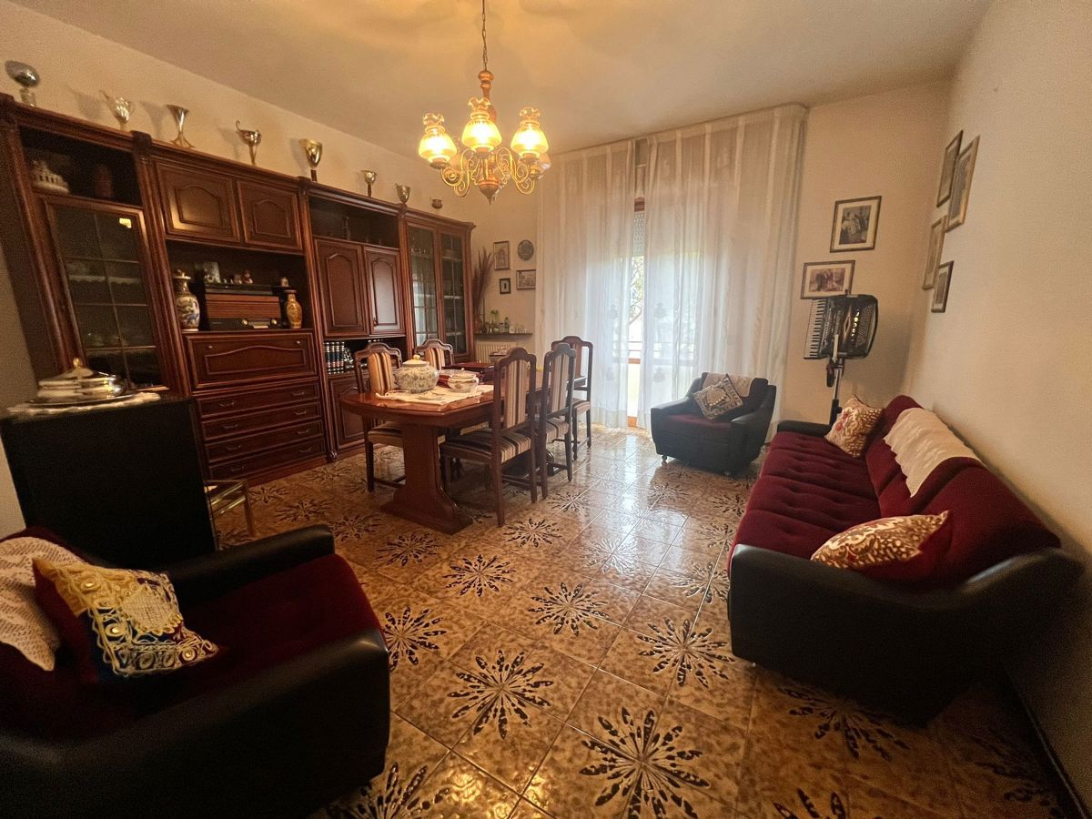 Foto 8 di 15 - Appartamento in vendita a Spoleto