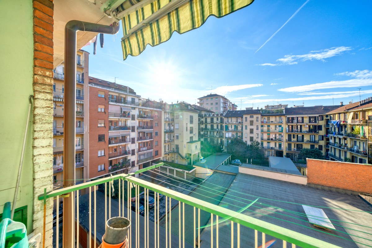 Foto 10 di 23 - Appartamento in vendita a Torino