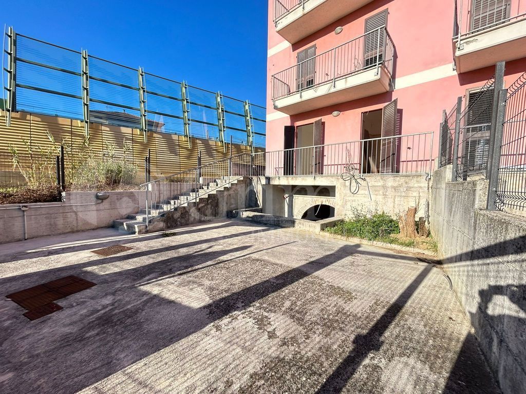 Foto 14 di 17 - Appartamento in vendita a Castelplanio
