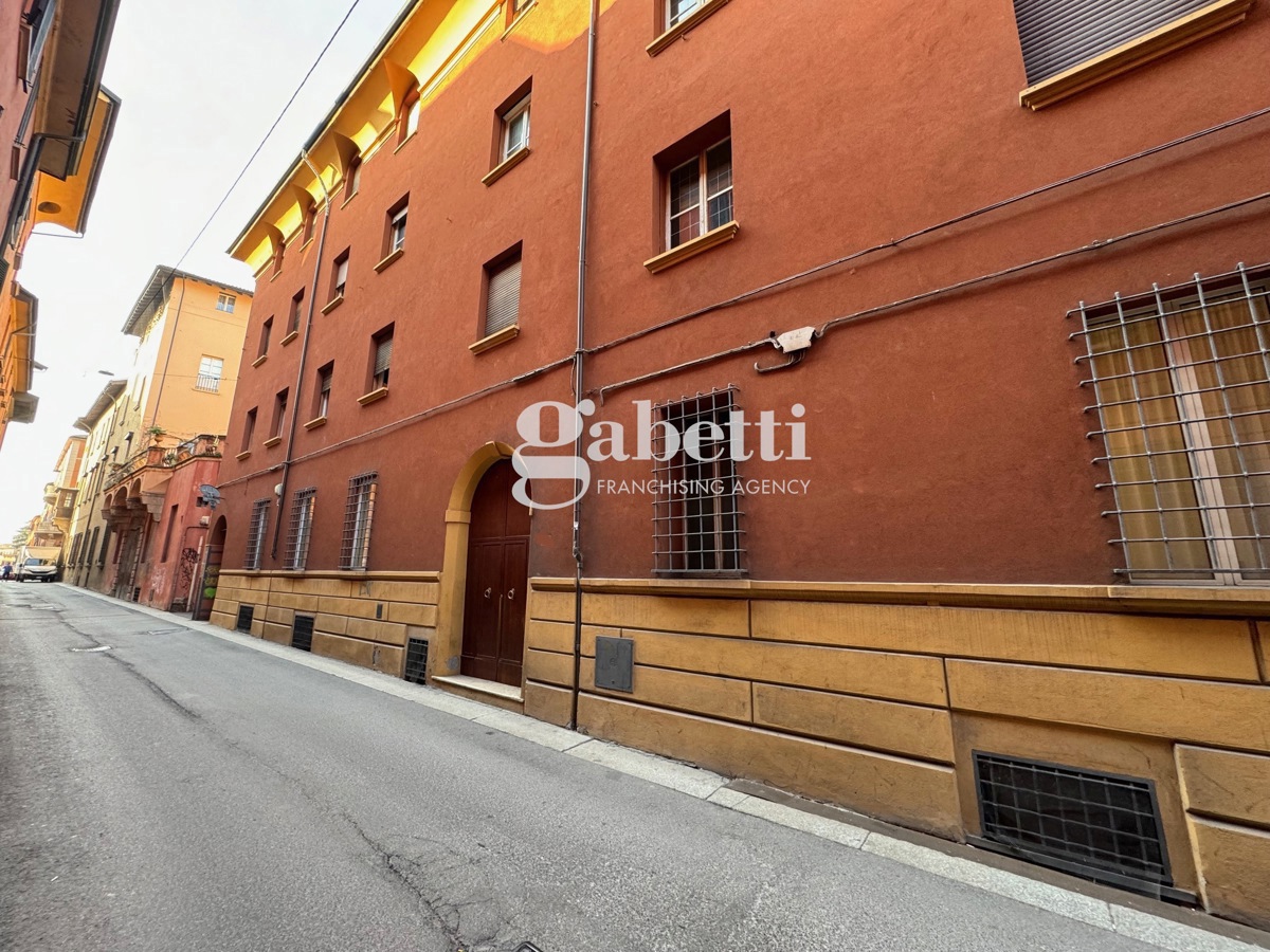 Foto 8 di 13 - Appartamento in vendita a Bologna