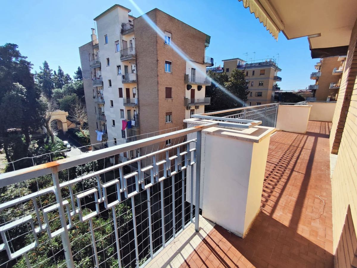 Foto 21 di 30 - Appartamento in vendita a Portici