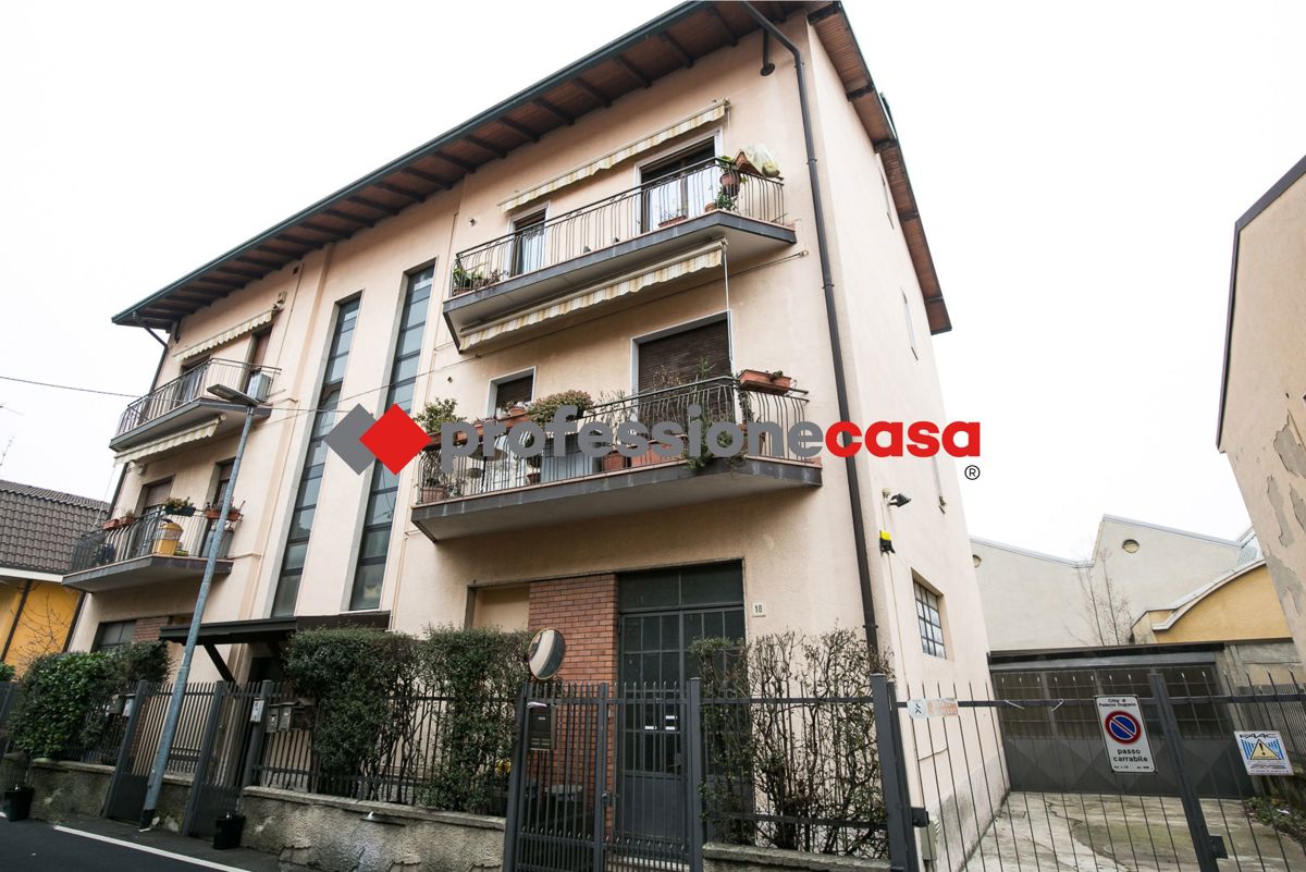 Foto 29 di 32 - Appartamento in vendita a Paderno Dugnano