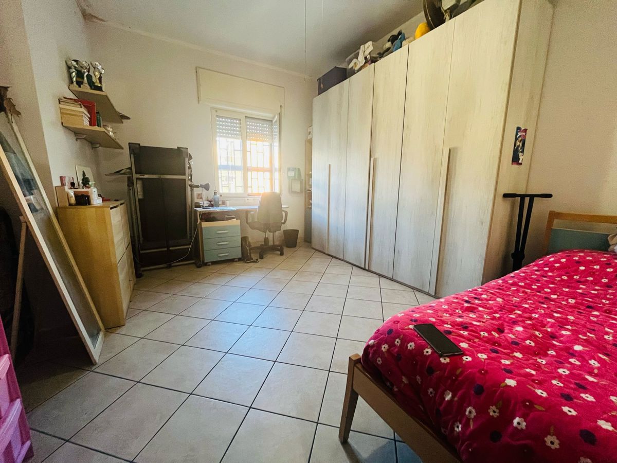 Foto 15 di 25 - Appartamento in vendita a Napoli