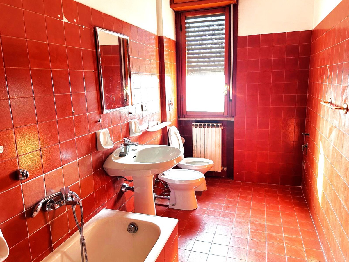 Foto 11 di 20 - Appartamento in vendita a Sannazzaro de' Burgondi