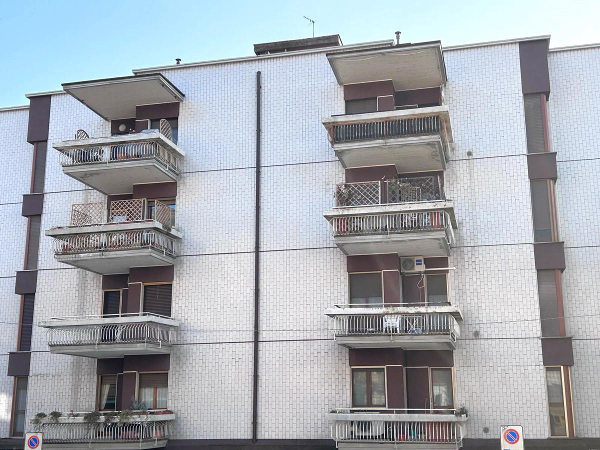 Foto 19 di 20 - Appartamento in vendita a Sannazzaro de' Burgondi