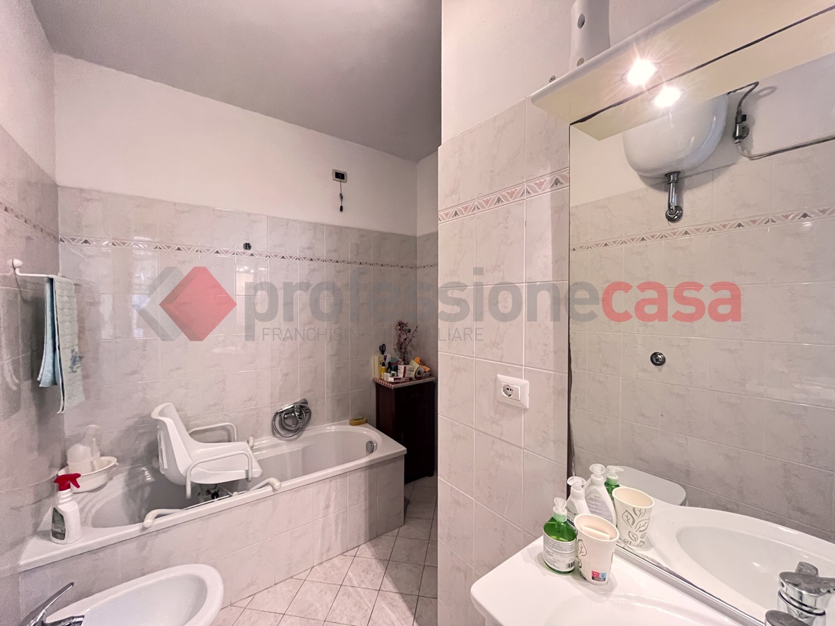 Foto 16 di 19 - Appartamento in vendita a San Giuliano Terme