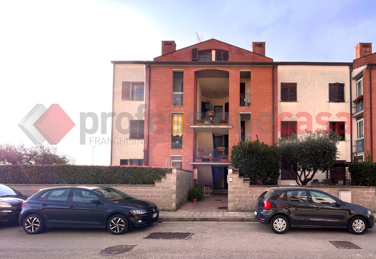 Foto 1 di 19 - Appartamento in vendita a San Giuliano Terme