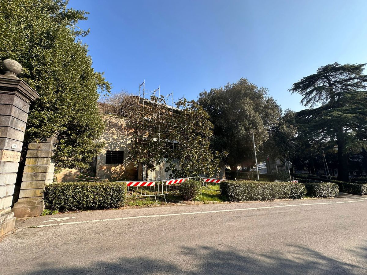 Foto 1 di 8 - Palazzo o stabile in vendita a Monsummano Terme