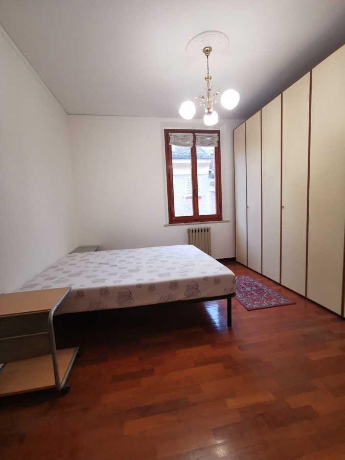 Foto 9 di 14 - Appartamento in affitto a Modena