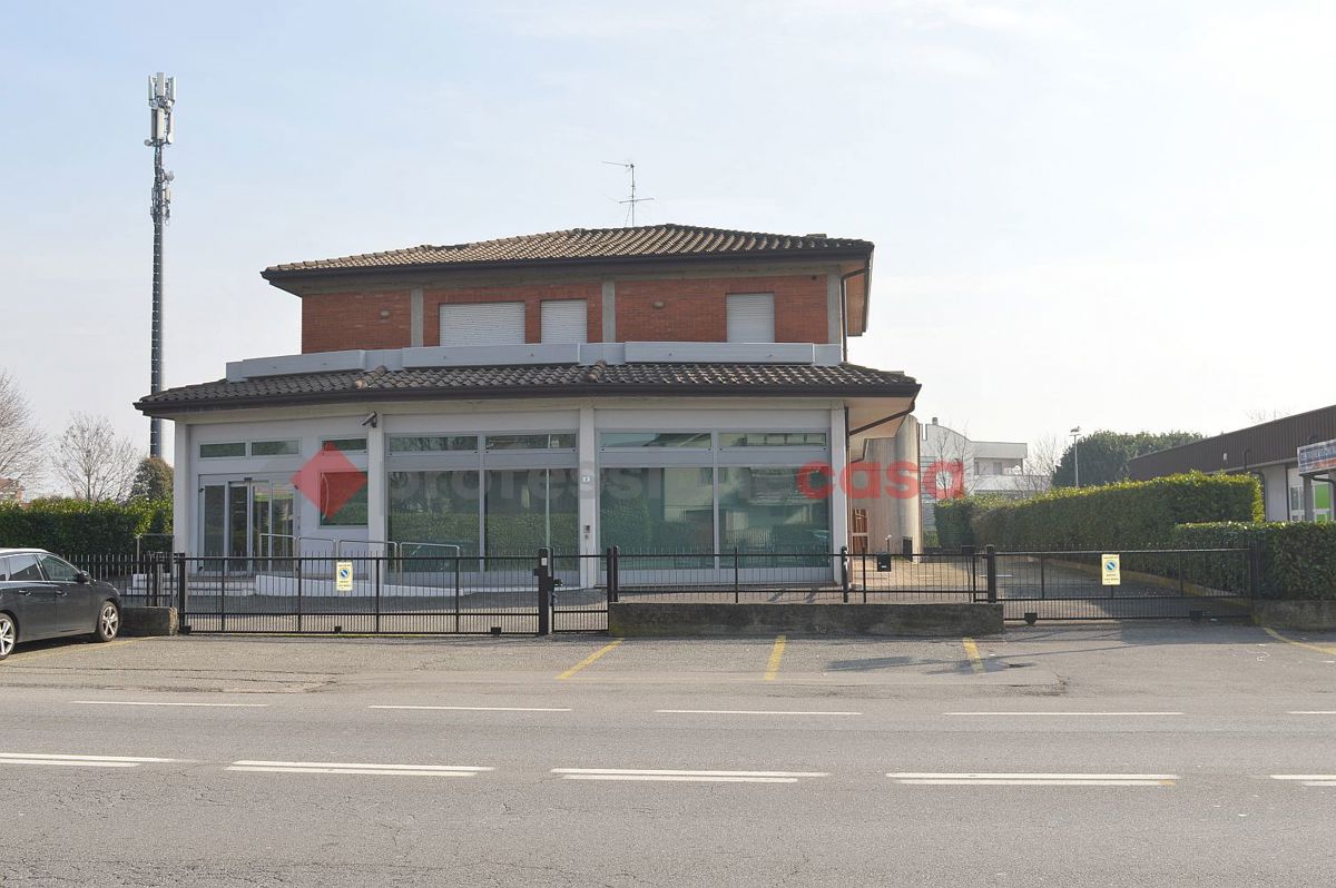 Palazzo in vendita a Osio Sotto (BG)