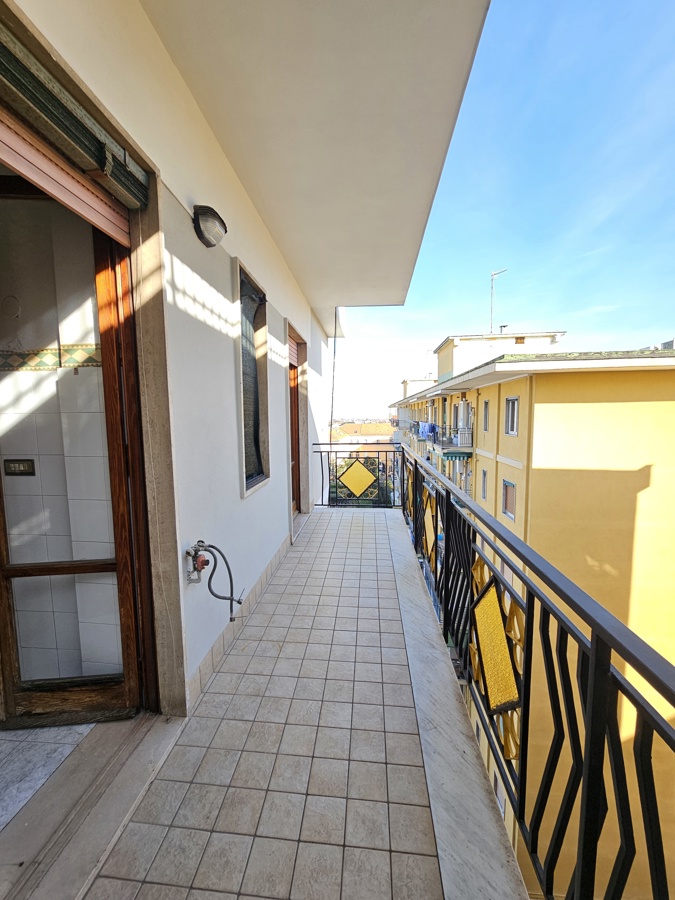 Foto 11 di 13 - Appartamento in vendita a Giugliano in Campania