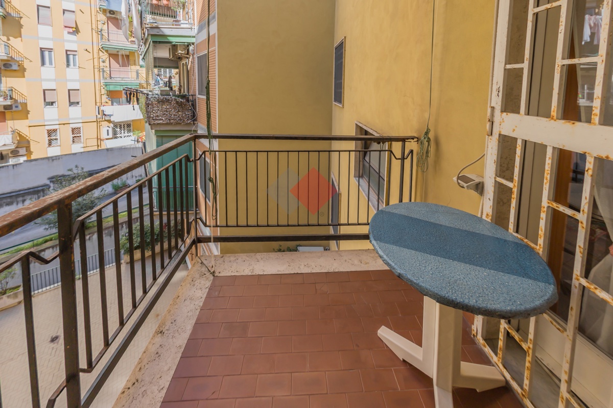 Foto 34 di 35 - Appartamento in vendita a Portici
