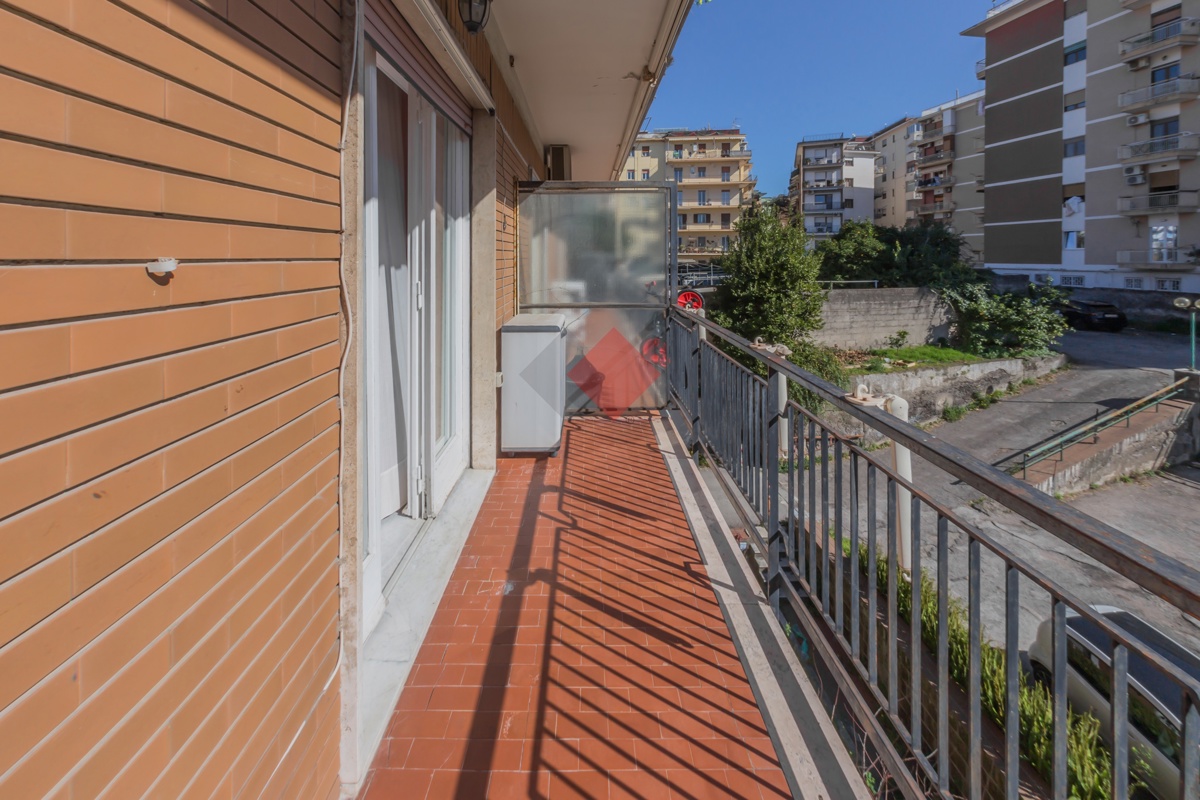 Foto 31 di 35 - Appartamento in vendita a Portici