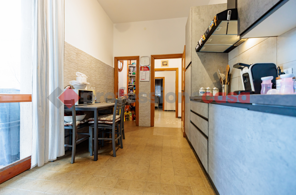 Foto 27 di 41 - Appartamento in vendita a Livorno