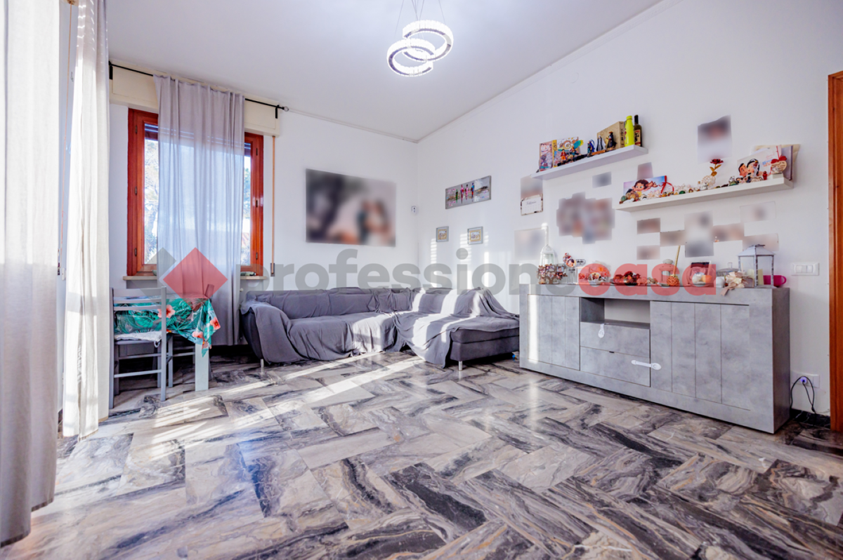 Foto 23 di 41 - Appartamento in vendita a Livorno