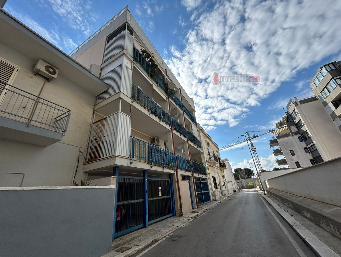 Foto 14 di 15 - Appartamento in vendita a Bari