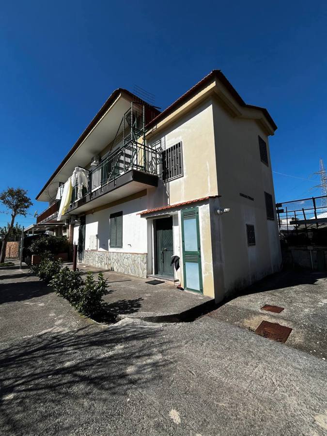Foto 1 di 13 - Casa indipendente in vendita a Nocera Inferiore