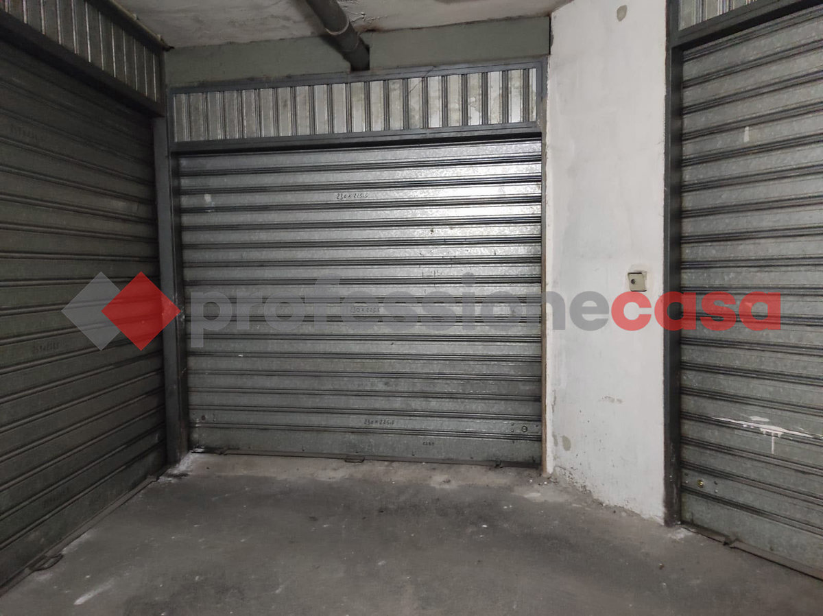 Foto 7 di 12 - Garage in vendita a Scafati