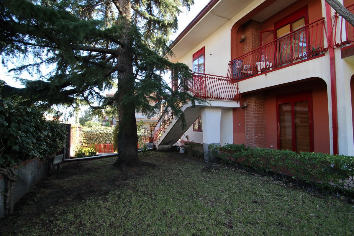 Foto 6 di 51 - Villa in vendita a Nicolosi