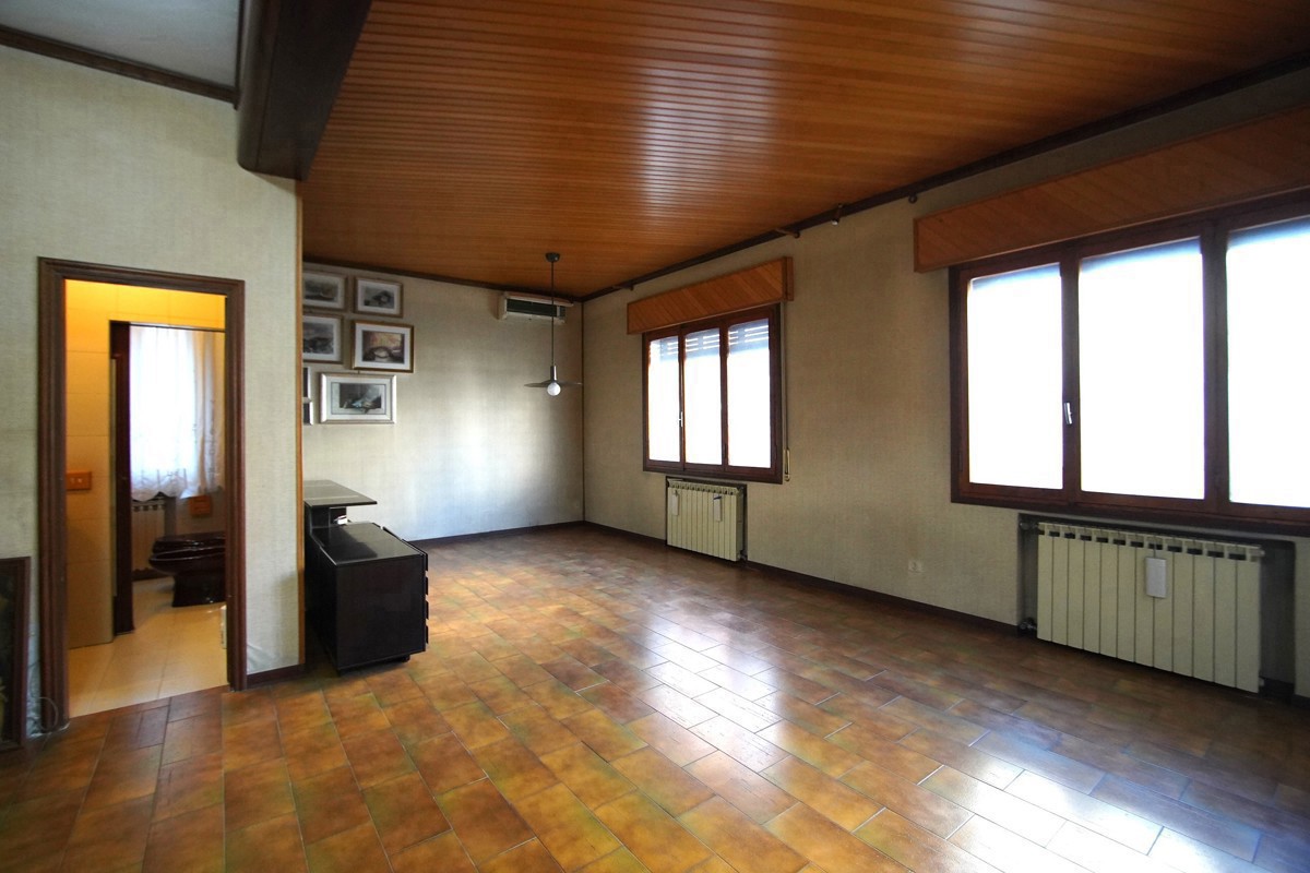 Foto 10 di 33 - Casa indipendente in vendita a Venezia