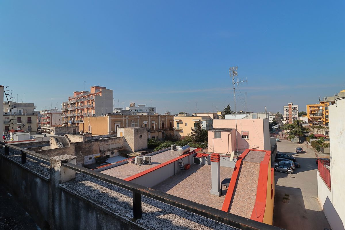 Foto 12 di 41 - Casa indipendente in vendita a Bari