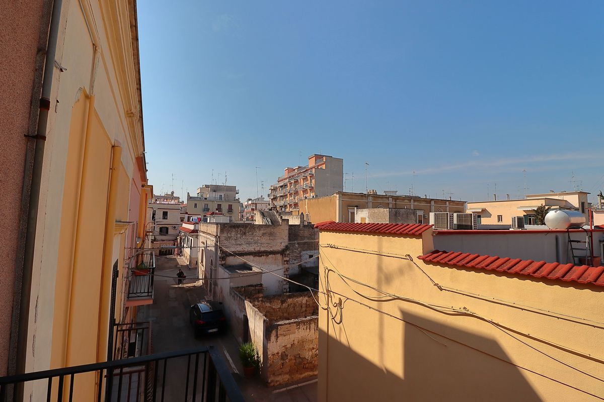 Foto 28 di 41 - Casa indipendente in vendita a Bari