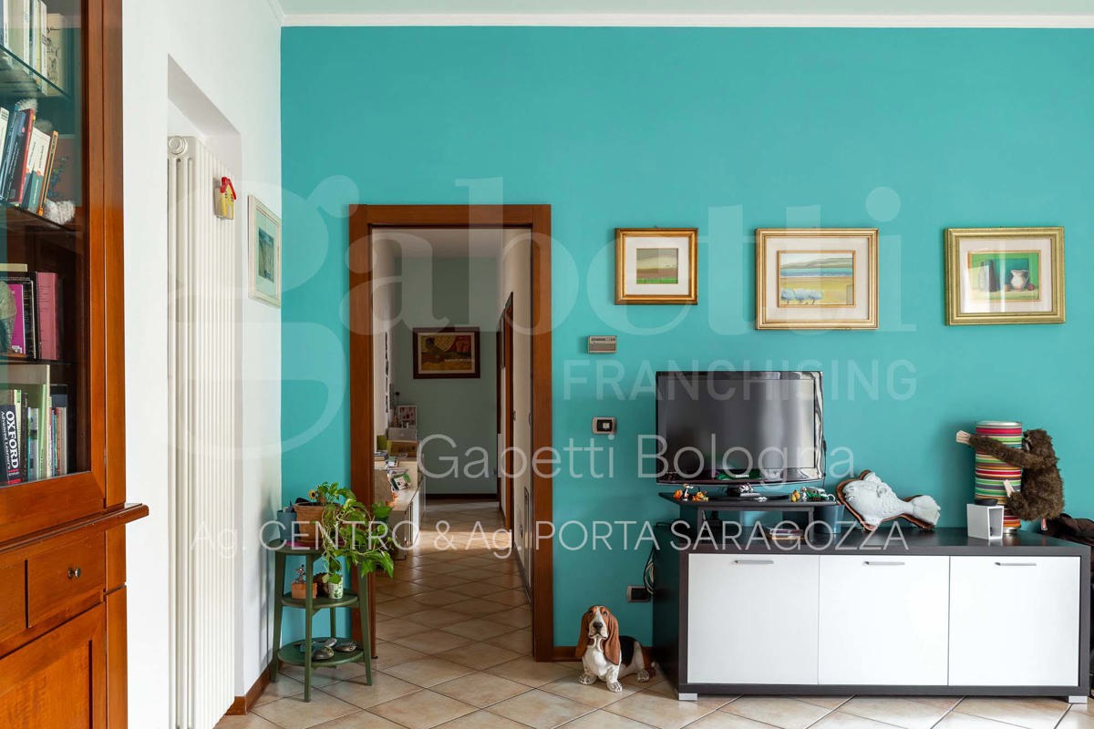 Foto 9 di 34 - Appartamento in vendita a Bologna