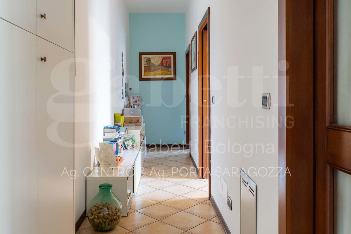 Foto 15 di 34 - Appartamento in vendita a Bologna
