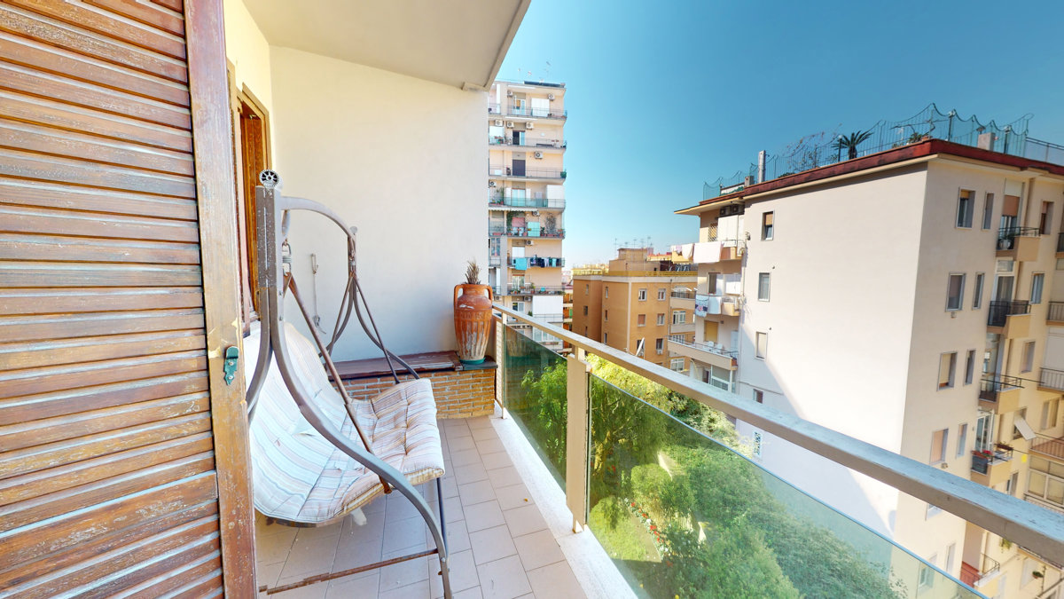 Foto 20 di 30 - Appartamento in vendita a Napoli