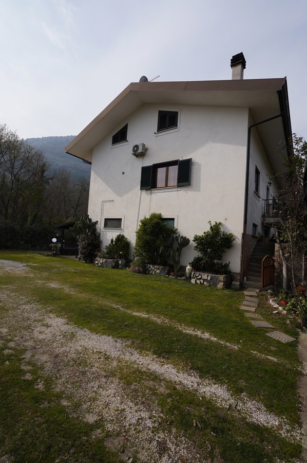 Foto 36 di 36 - Casa indipendente in vendita a Cassino