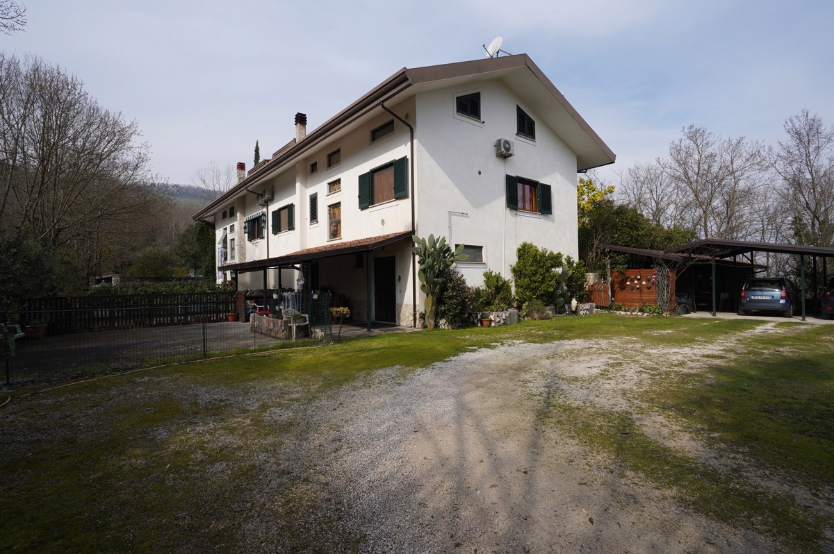 Foto 28 di 36 - Casa indipendente in vendita a Cassino