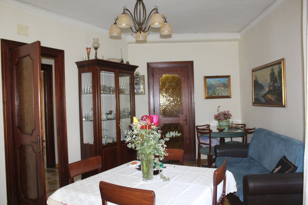 Foto 11 di 44 - Appartamento in vendita a Palermo