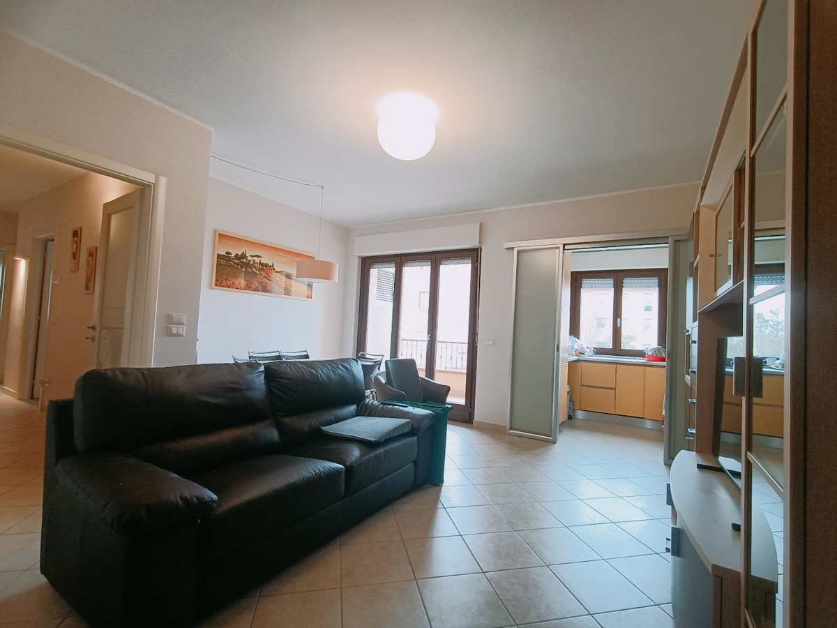 Foto 3 di 16 - Appartamento in vendita a Deruta