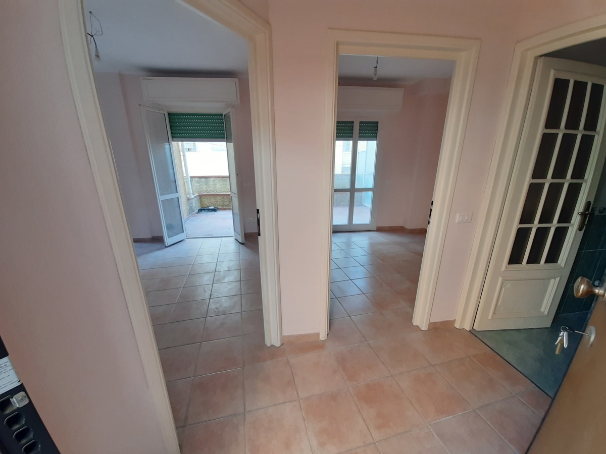 Foto 3 di 15 - Appartamento in vendita a Sanremo