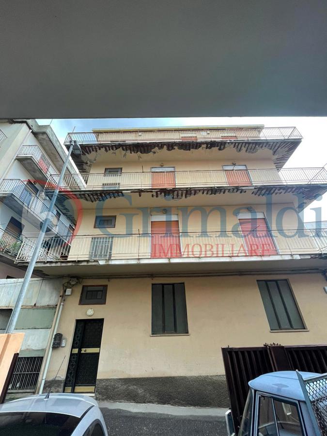 Foto 2 di 27 - Appartamento in vendita a Messina