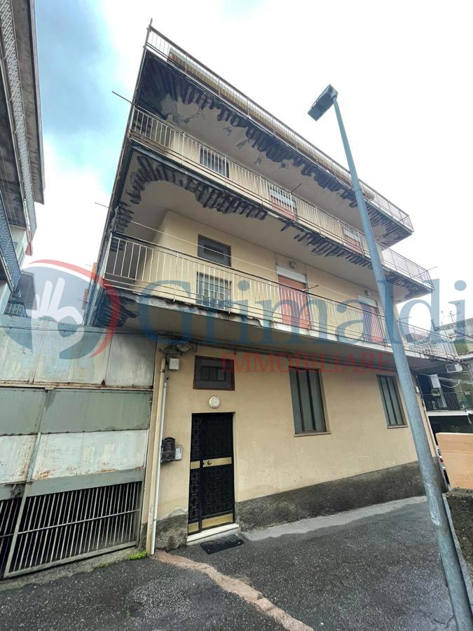 Foto 3 di 27 - Appartamento in vendita a Messina