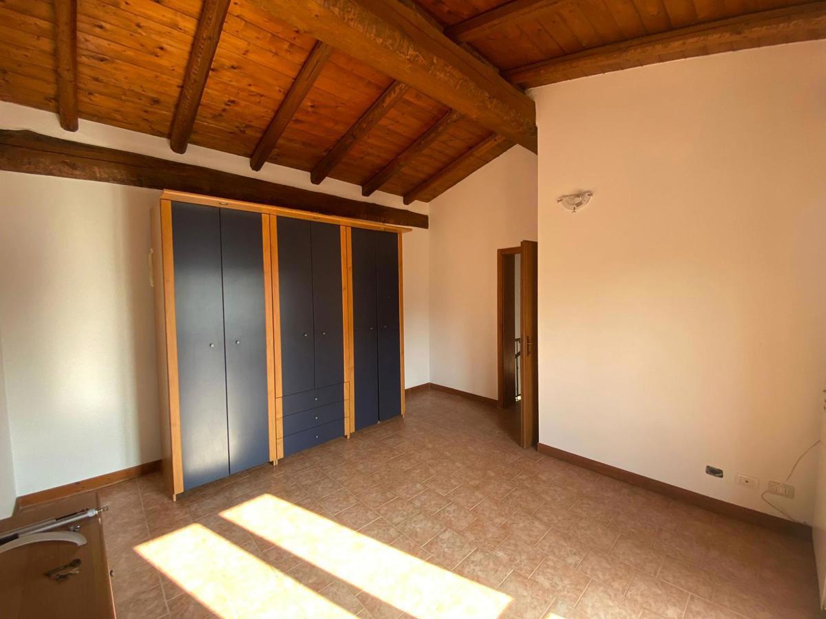 Foto 11 di 17 - Appartamento in vendita a Ziano Piacentino