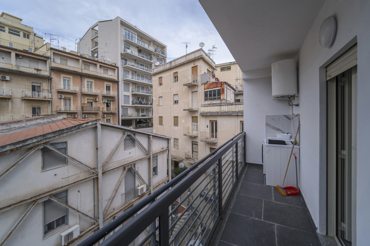 Foto 18 di 28 - Appartamento in vendita a Messina