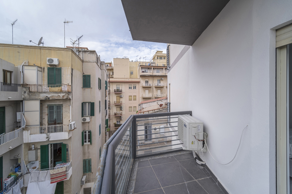 Foto 16 di 28 - Appartamento in vendita a Messina