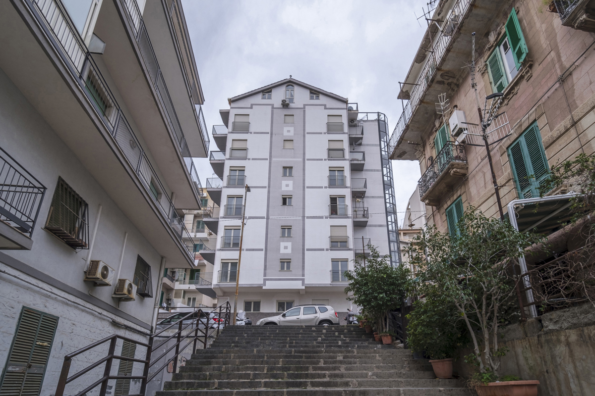 Foto 26 di 28 - Appartamento in vendita a Messina