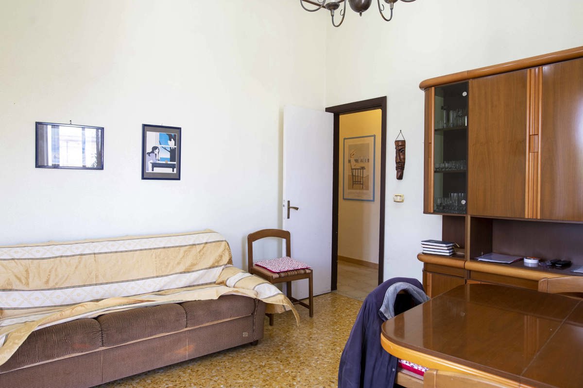 Foto 9 di 30 - Appartamento in vendita a Catanzaro