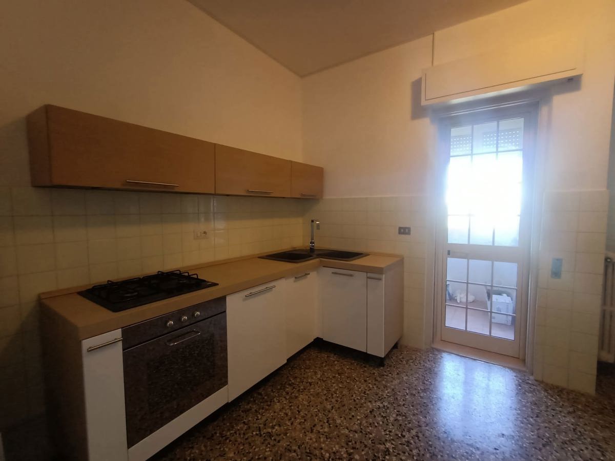 Foto 4 di 19 - Appartamento in affitto a Brindisi