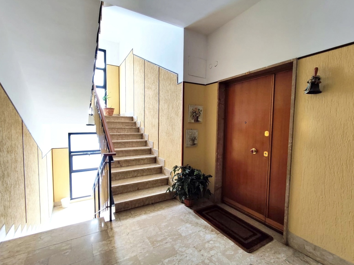 Foto 34 di 43 - Appartamento in vendita a Portici