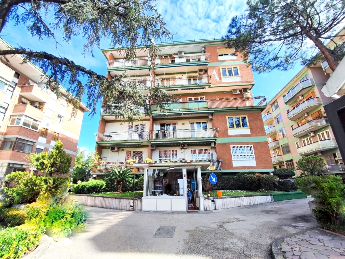 Foto 43 di 43 - Appartamento in vendita a Portici