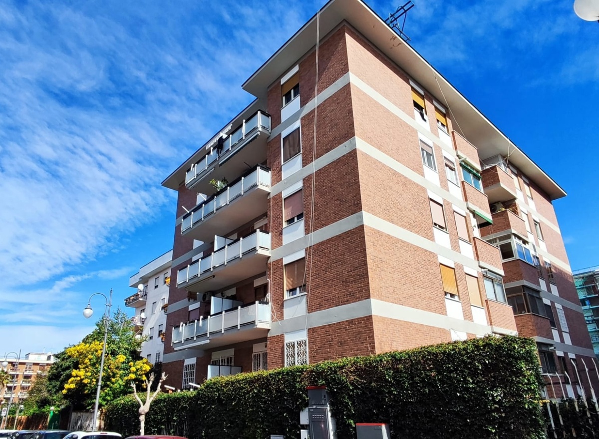 Foto 42 di 43 - Appartamento in vendita a Portici